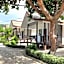 SCARLET SAILS BUNGALOW