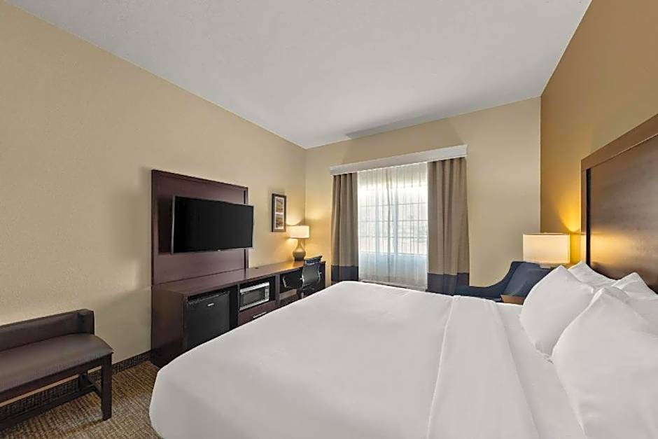 Comfort Inn & Suites Atoka