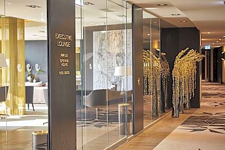 Executive Twin Room with View