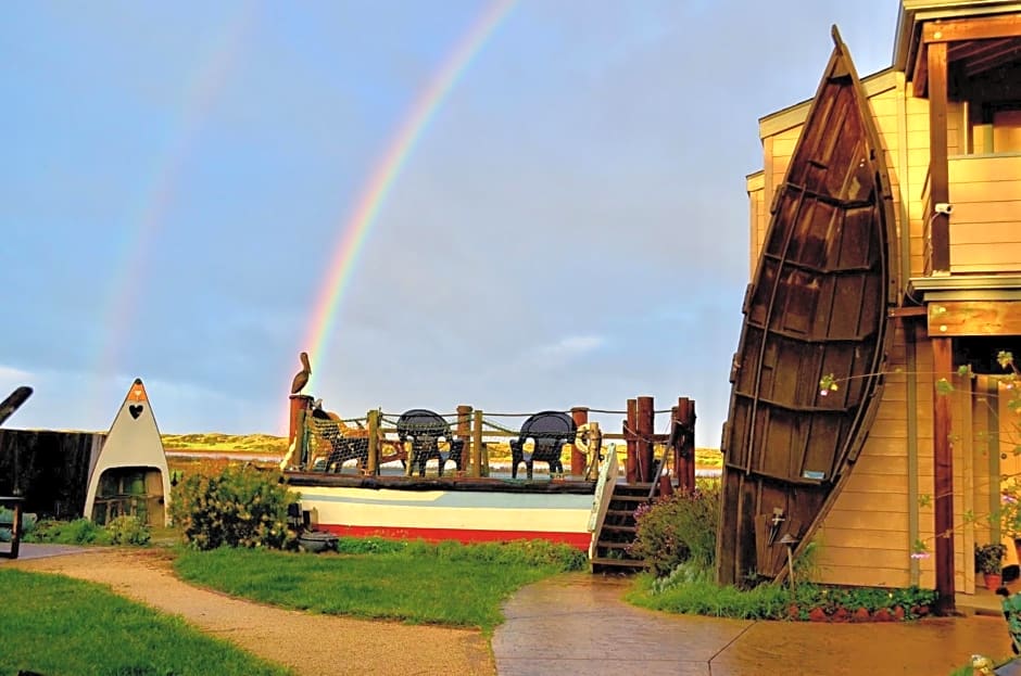 Captain's Inn At Moss Landing