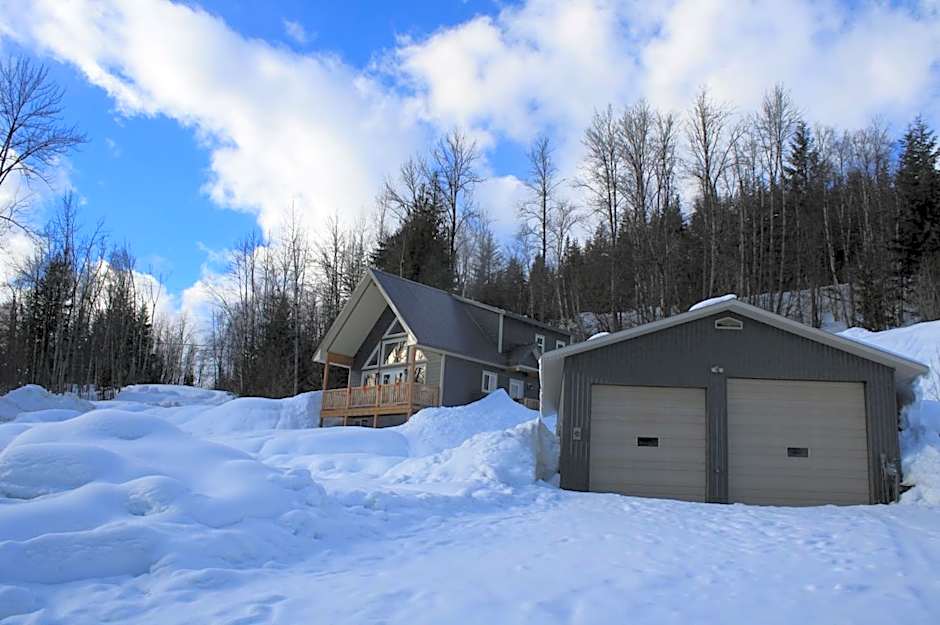 Stoke Cabin by Revelstoke Vacations