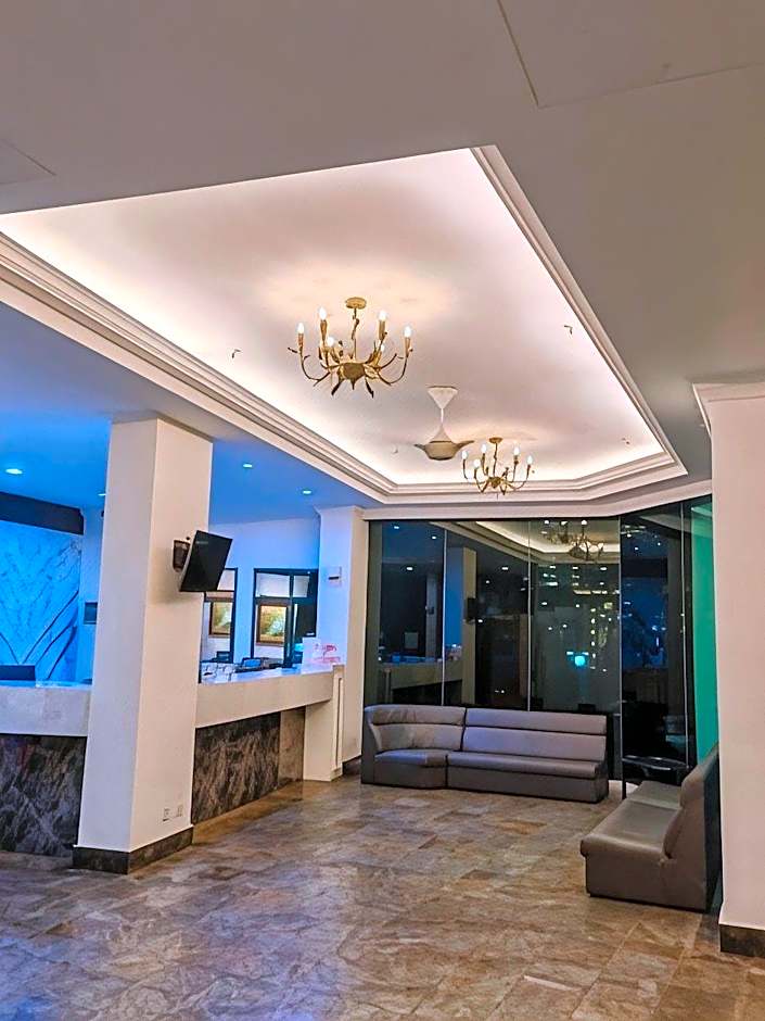 Stallions Suite