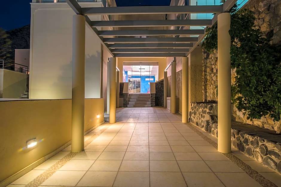 Antinea Suites Hotel & Spa