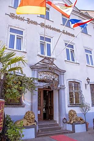 Hotel zum Goldenen Löwen - Restaurant - Panoramabar - Terrassen - Events - Rheinblick - Geschichte seit 1728