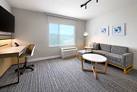 One-Bedroom Queen Suite with Sofa Bed