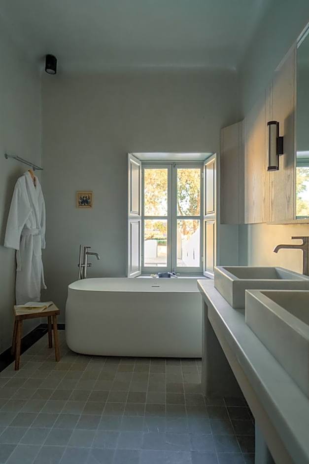 Black Rose Beach Suites