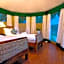 Canvas & Orchids Retreat