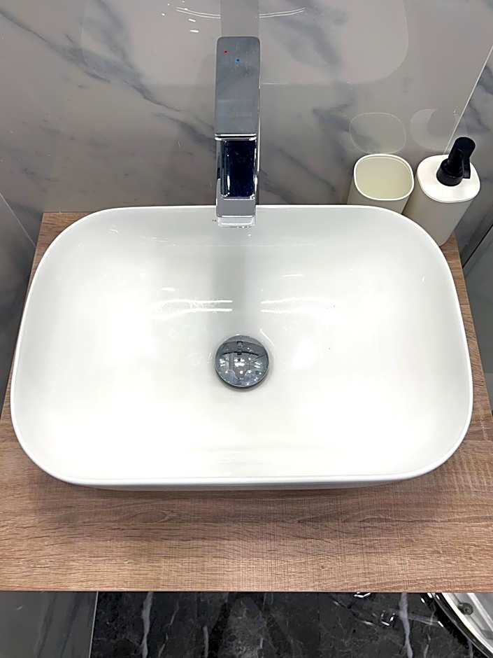 FELLINI SUITES Lungomare near the sea