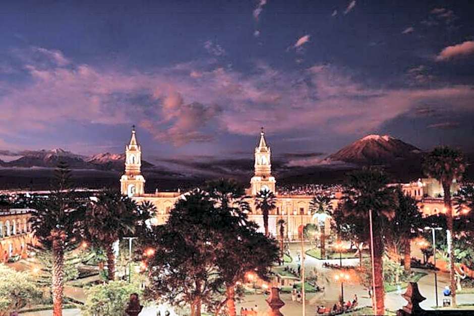 Katari Hotel at Plaza de Armas