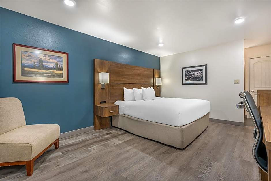 Best Western Plus Clocktower Inn