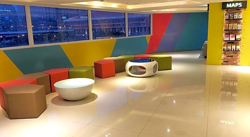 Click Hotel - Taipei Main station branch