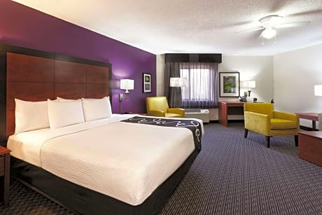 King Suite with Sofa Bed - Non-Smoking