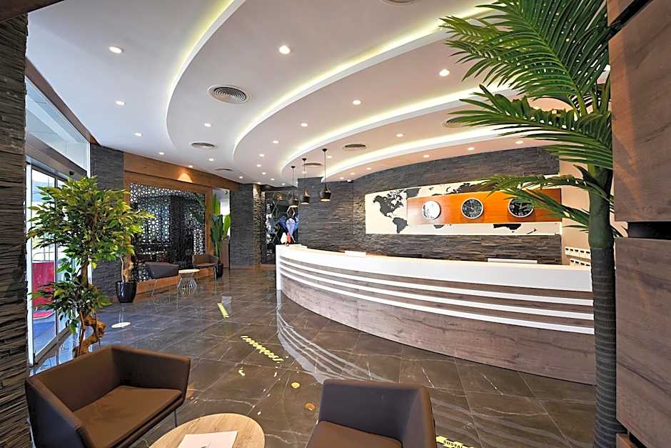 Grand Sapphire City Hotel