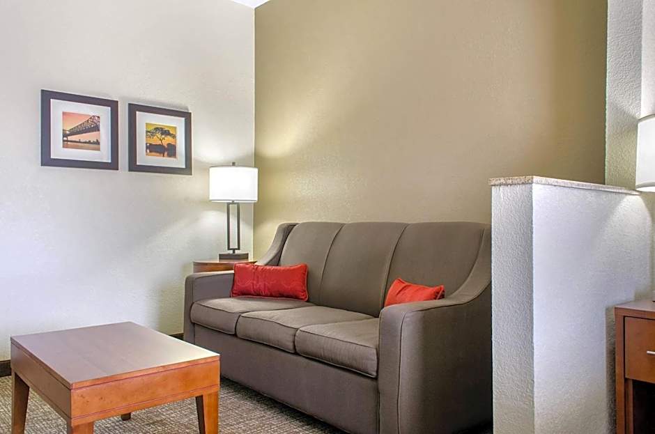 Comfort Inn & Suites Covington - Mandeville