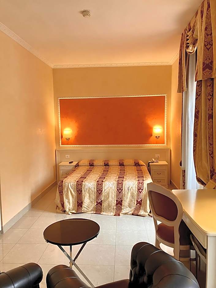 Hotel Erdarelli