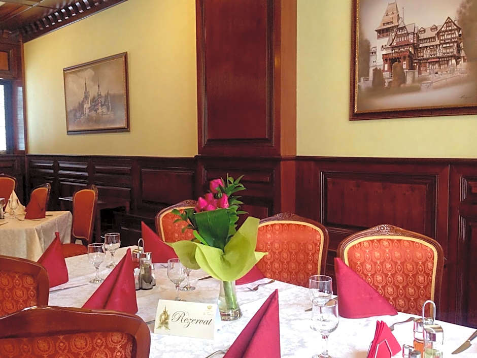 Complex La Tunuri - Vila Economat