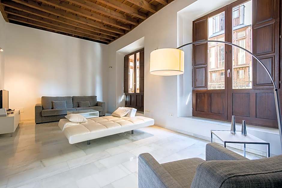 Elvira Suites