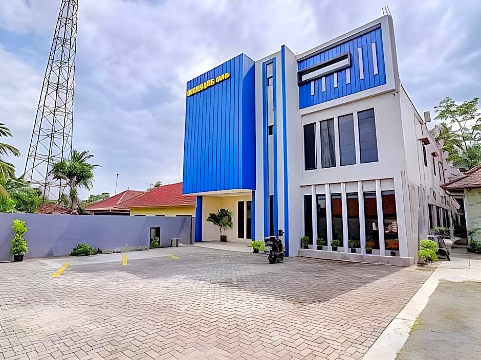 Hotel Andono near YIA Mitra RedDoorz