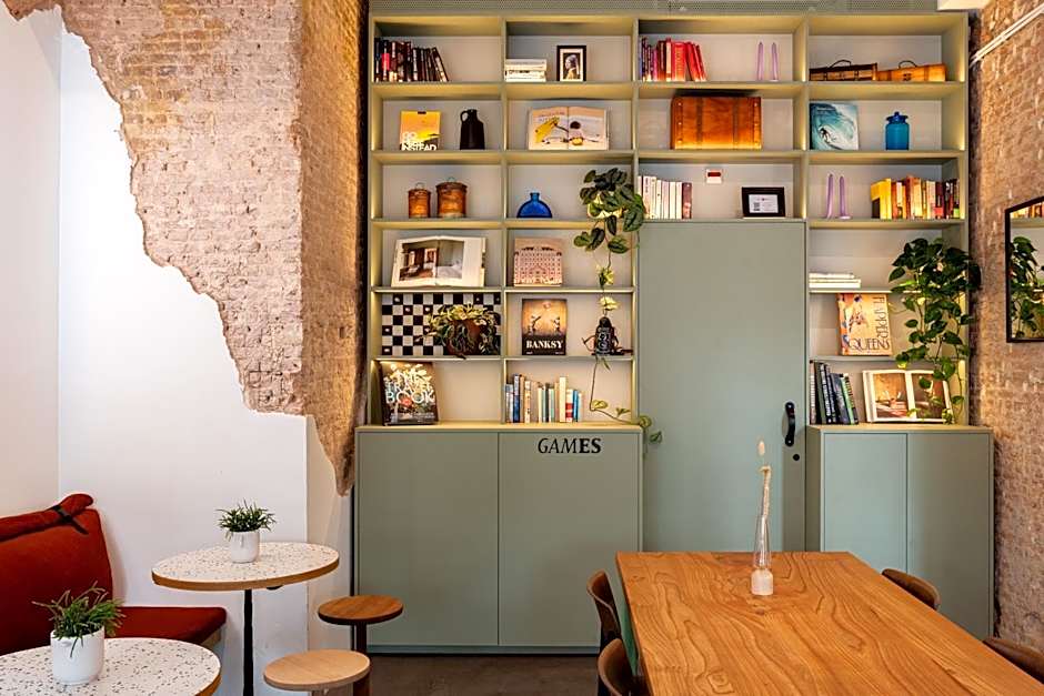 Will & Tate City Stay