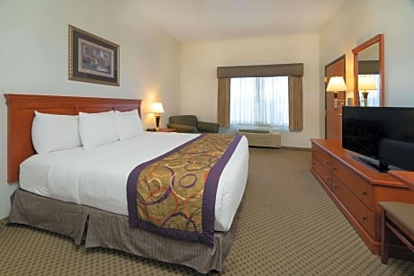 1 King Bed Accessible Room Non-Smoking