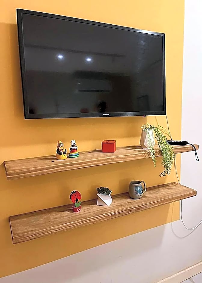 Lindo e Econômico, 2min da praia, perto Farol da Barra