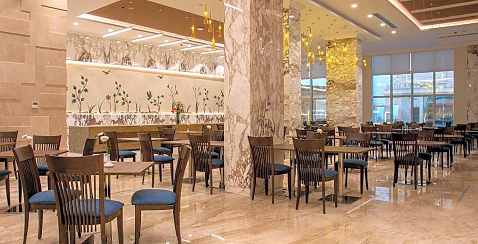 Helnan Mamoura Hotel & Events Center