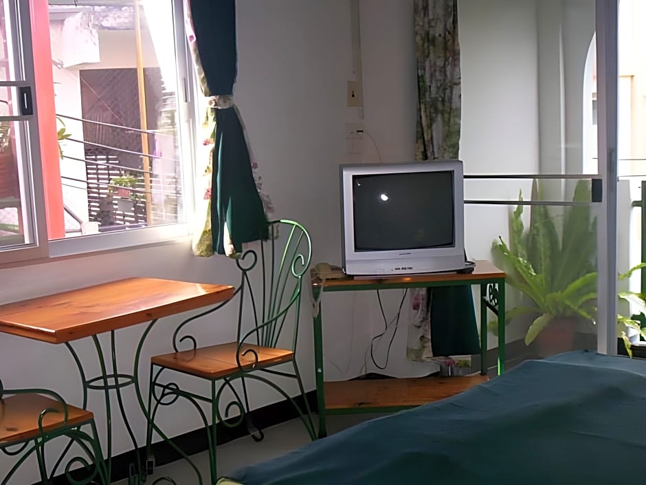 Baan Khun Mae Apartment