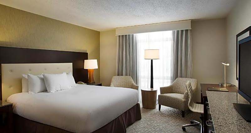 Hilton Oakland Airport