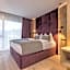 Perfect Lodgings Panorama