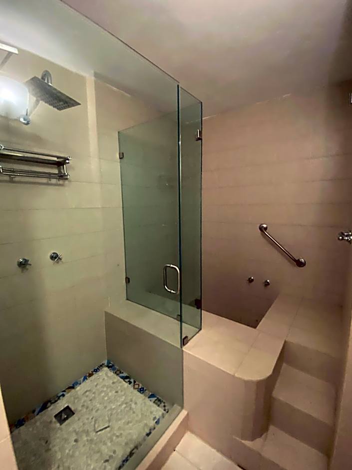 Magnolias Jardin & Boutique Suites