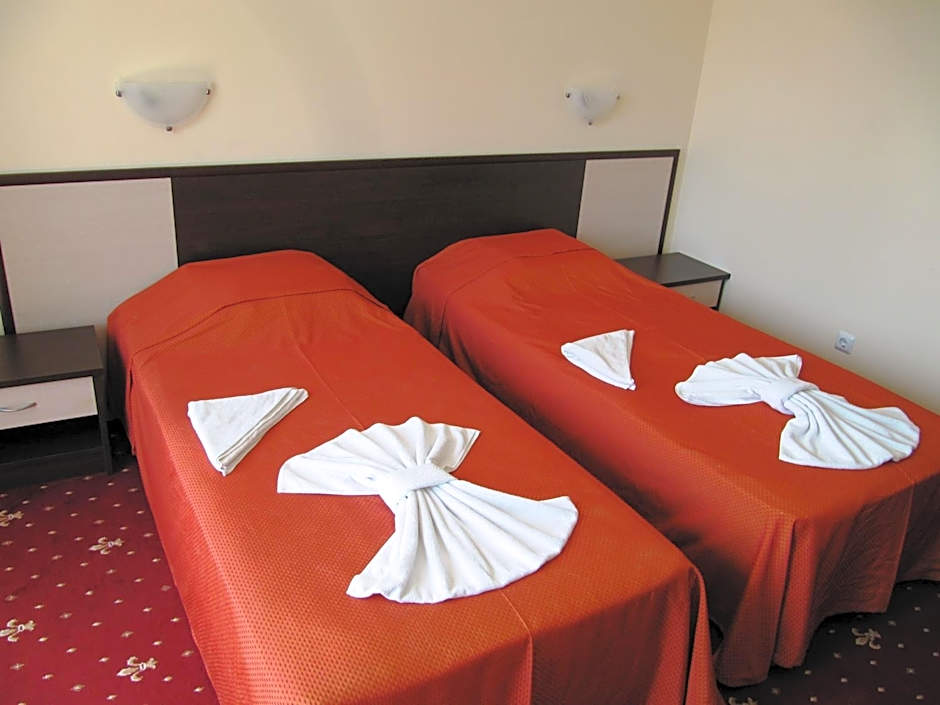 Maverick Hotel