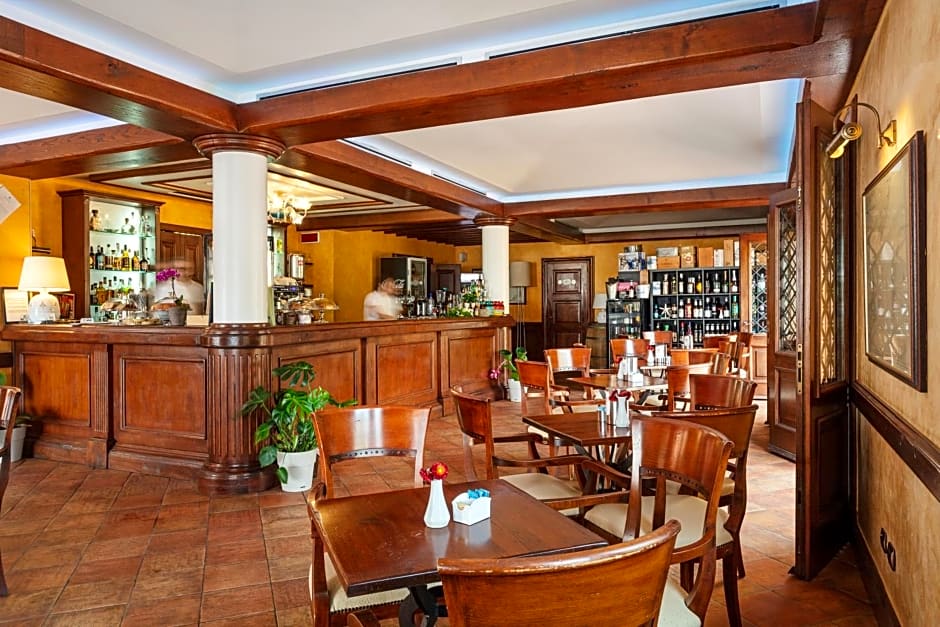 La Vecchia Fonte