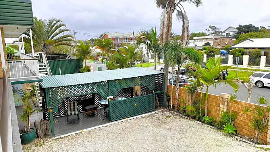 The Queenslander Motel