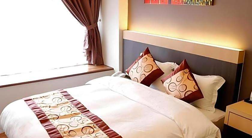 Lot 10 Boutique Hotel