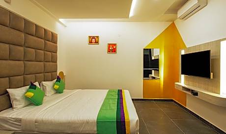 Itsy Hotels Silver Keys