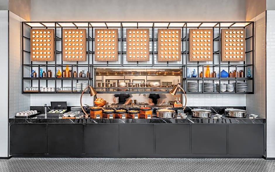 Moxy Bangkok Ratchaprasong