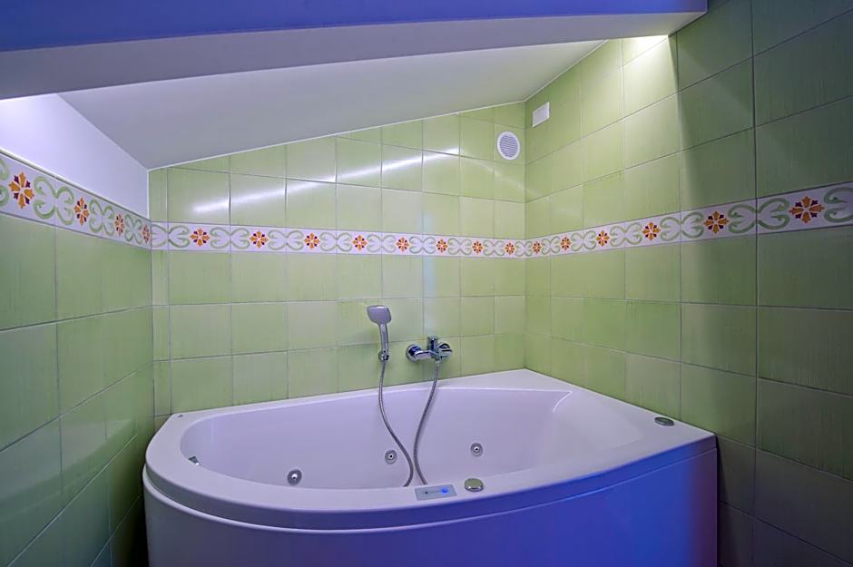 Albadamare Boutique Hotel