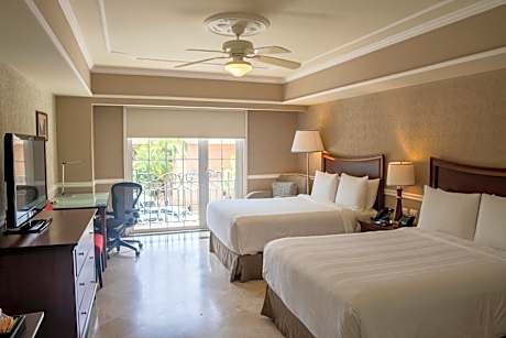 Double Room with Two Double Beds and Terrace