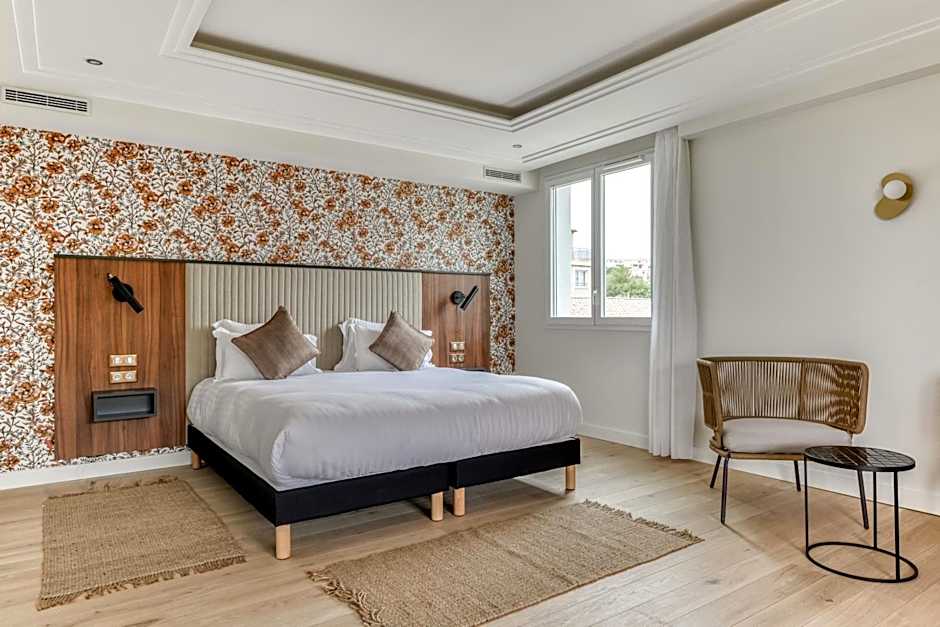 Photo 1 of 2 of Junior Suite