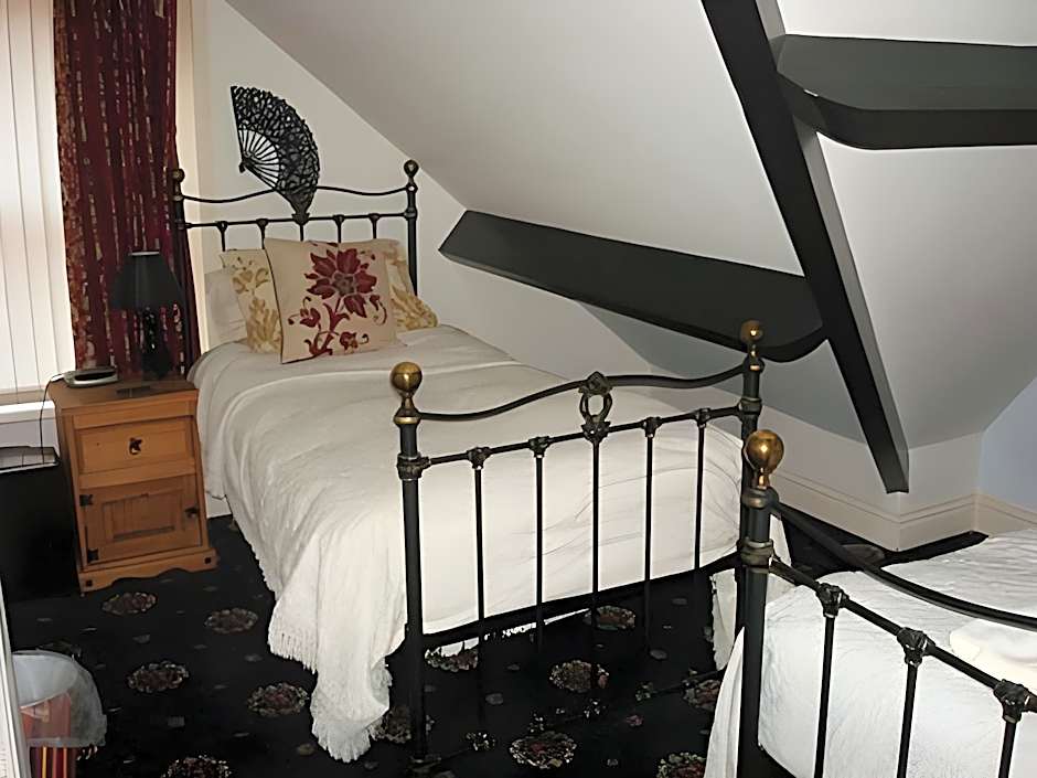 Esklet Guest House