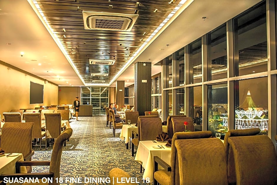 Astana Wing - Riverside Majestic Hotel