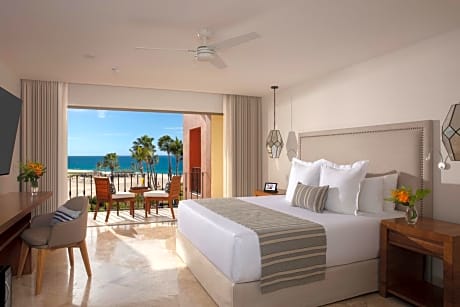 Deluxe Ocean View Room with King Bed