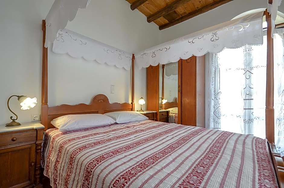 Naxos Filoxenia Hotel