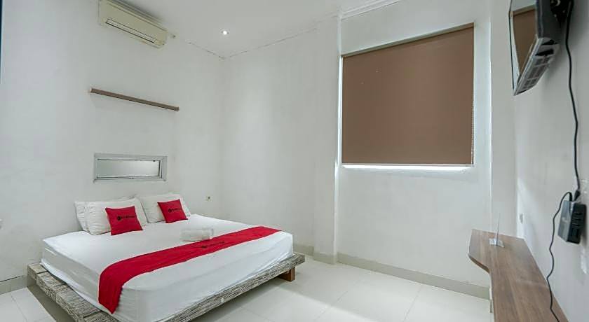 Florent Guest House