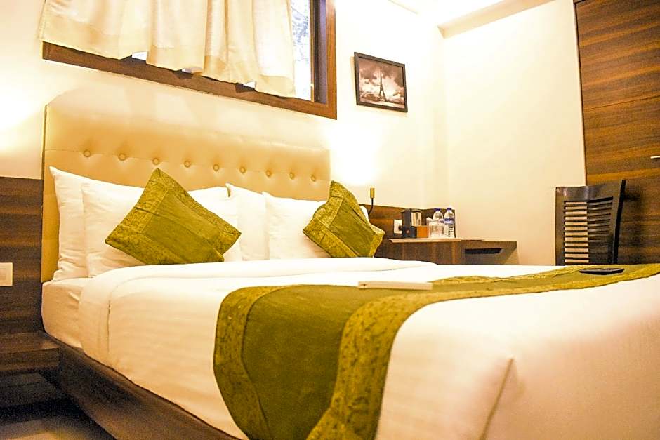 Hotel Mumbai International - Near International Airport