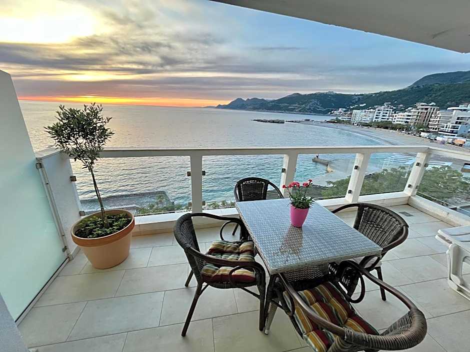 Apartments AriaSana-5m from the beach