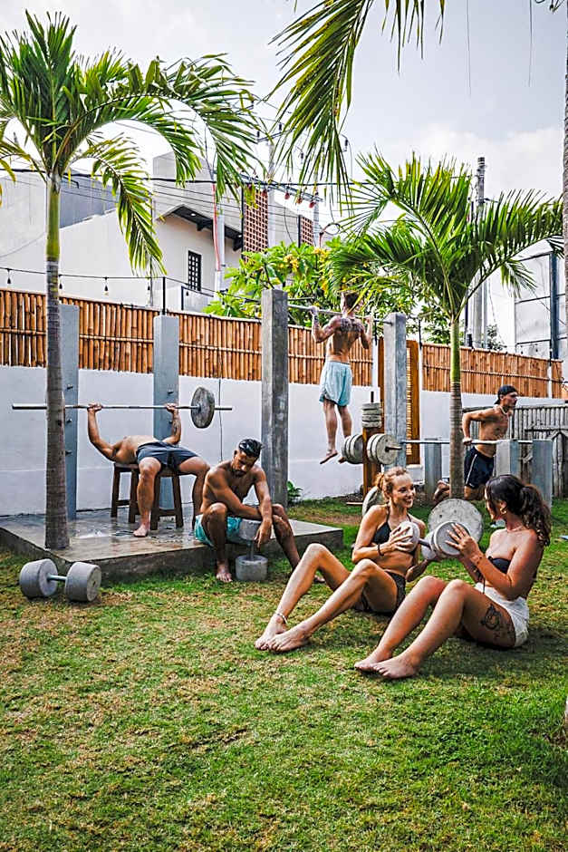 Clandestino Hostel Canggu