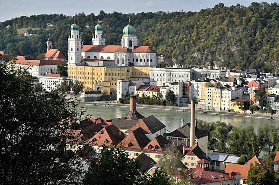 Spectrum Kirche Exerzitien-und Bildungshaus auf Mariahilf