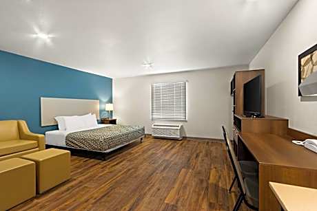 King Suite with Sofa Bed - Non Smoking