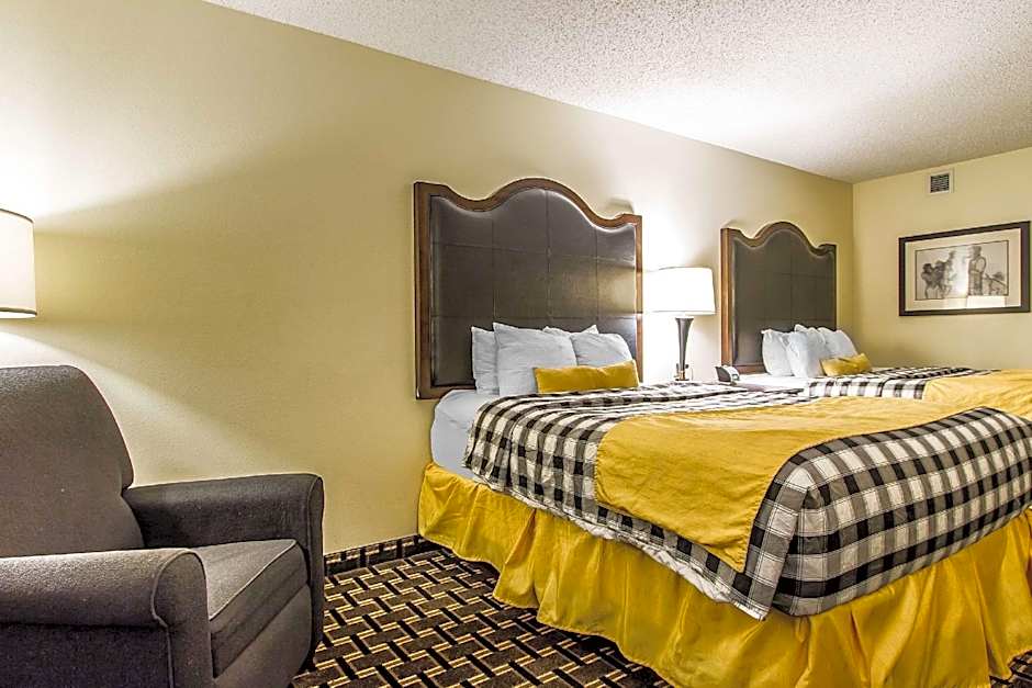 Evangeline Downs Hotel, an Ascend Collection Hotel